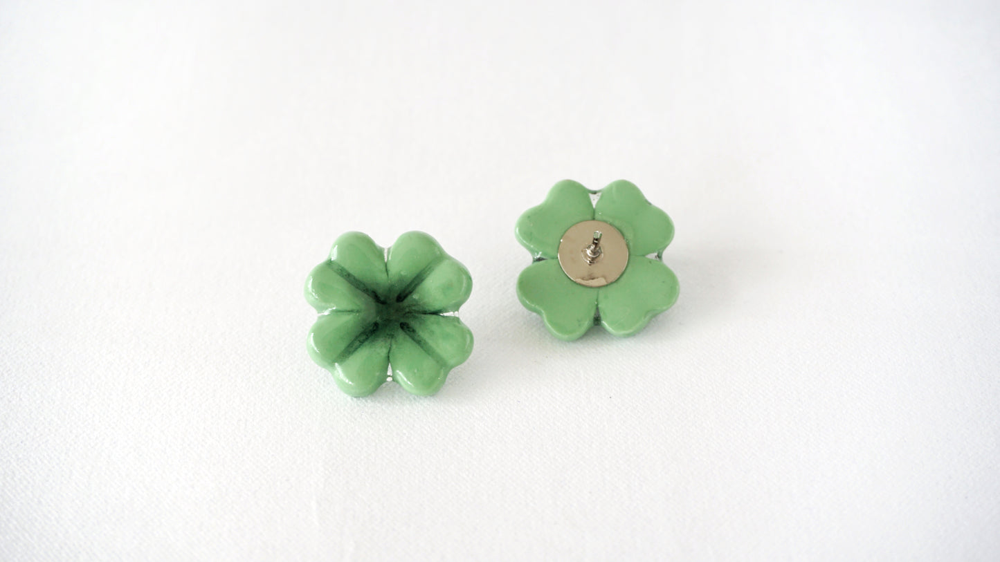 Four-Leaf Clover Clay Pin