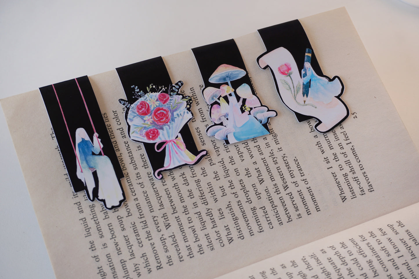 Magnetic bookmarks