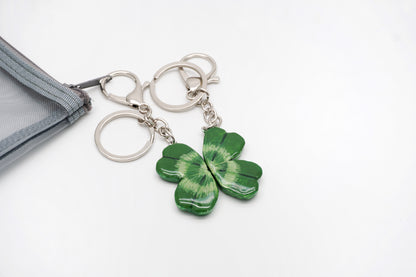 Clover together