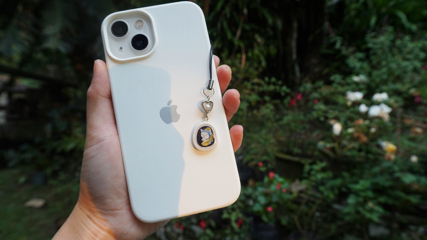 Meow With The Purrl Earring